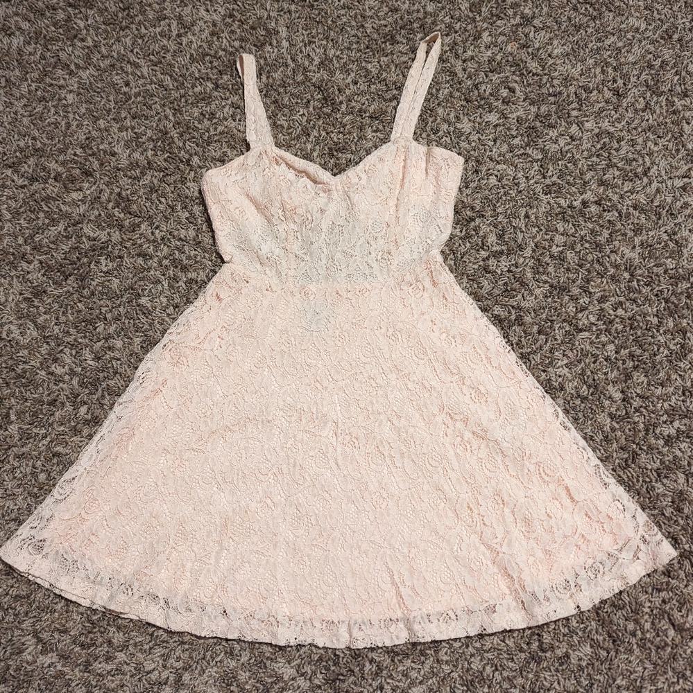 Forever 21 Baby Pink Lace Skater Dress